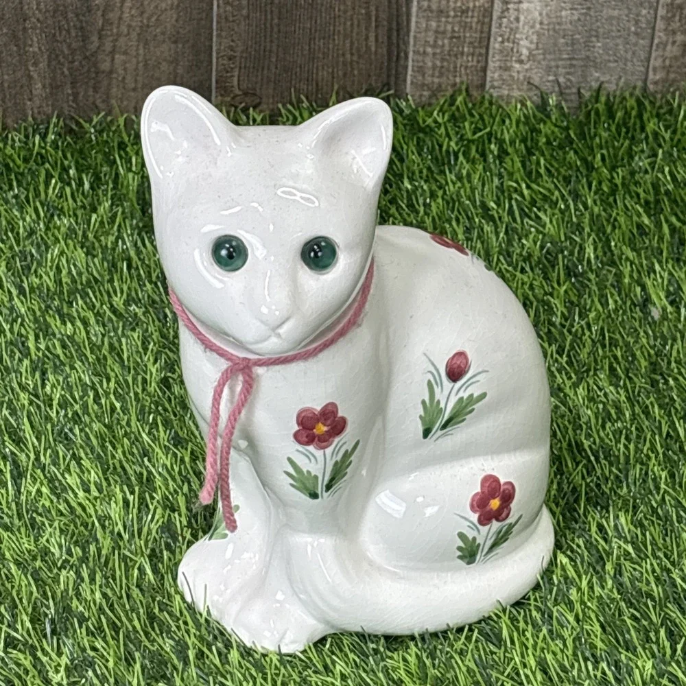 Vintage ELPA Ceramic Cat Figurine Glass Eyes Floral Cottagecore Decor‎